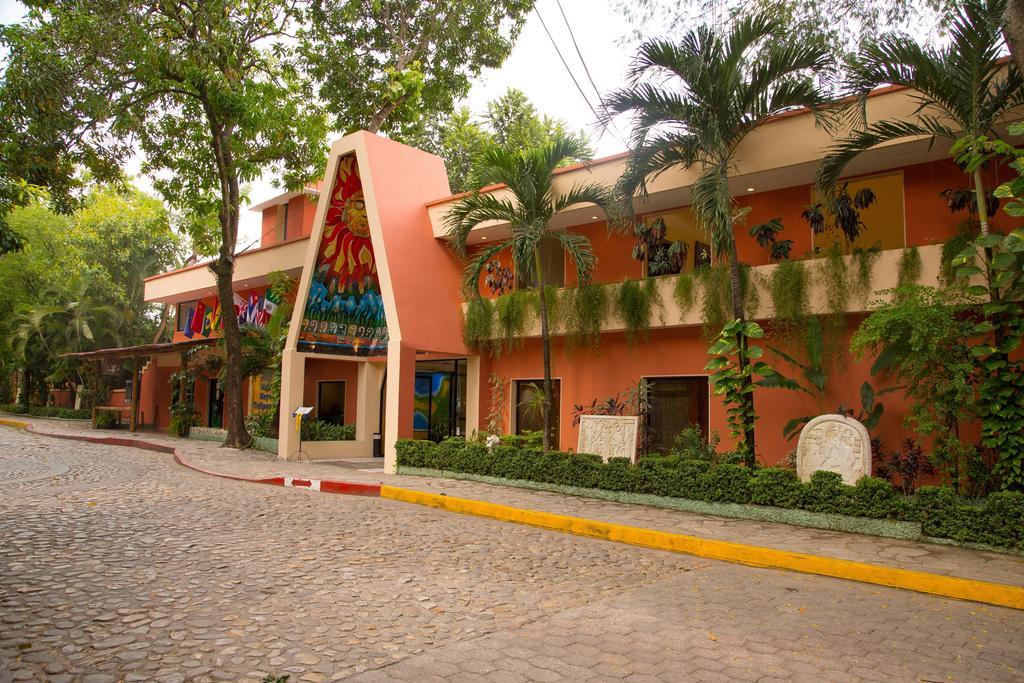 Hotel Maya Tulipanes بالينكو المظهر الخارجي الصورة